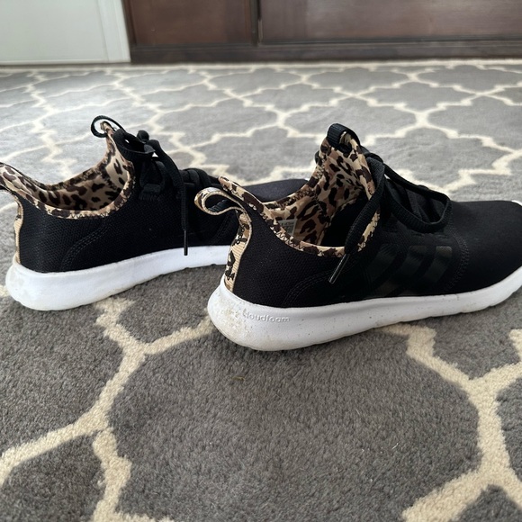 Adidas Cloudfoam Pure 2.0 women’s tennis shoes, bulk with leopard, size 8.5 - Picture 2 of 6